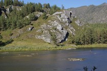 У реки Чемал