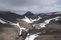 Камчатка Корякский и Авачинский вулканы Чёрное и белое