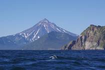 Камчатка Океанский берег Тройной вид с Вилючинским вулканом