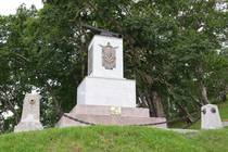 Камчатка Петропавловск-Камчатский Памятник героям батареи лейтенанта Максютова
