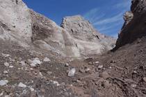 Камчатка Вулкан Шивелуч. Извержение и до него Осыпи и камни