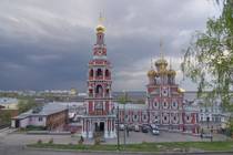 Верхняя Волга Город у слияния Оки и Волги Ансамбль Рожденственской церкви