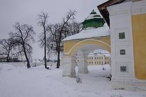 Двор Алексеевского монастыря